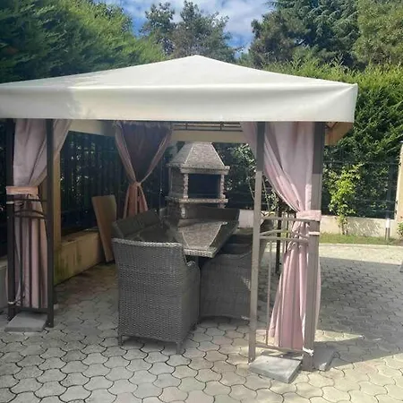 Apartament 2-bedroom 300m To The *