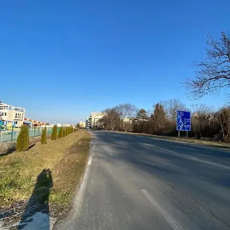 2-bedroom 300m To The Gmina Pomorie