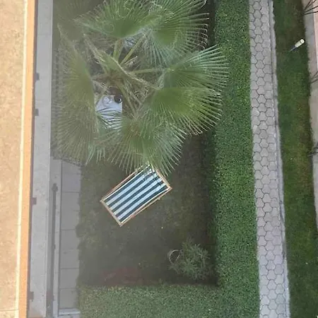 Apartament 2-bedroom 300m To The